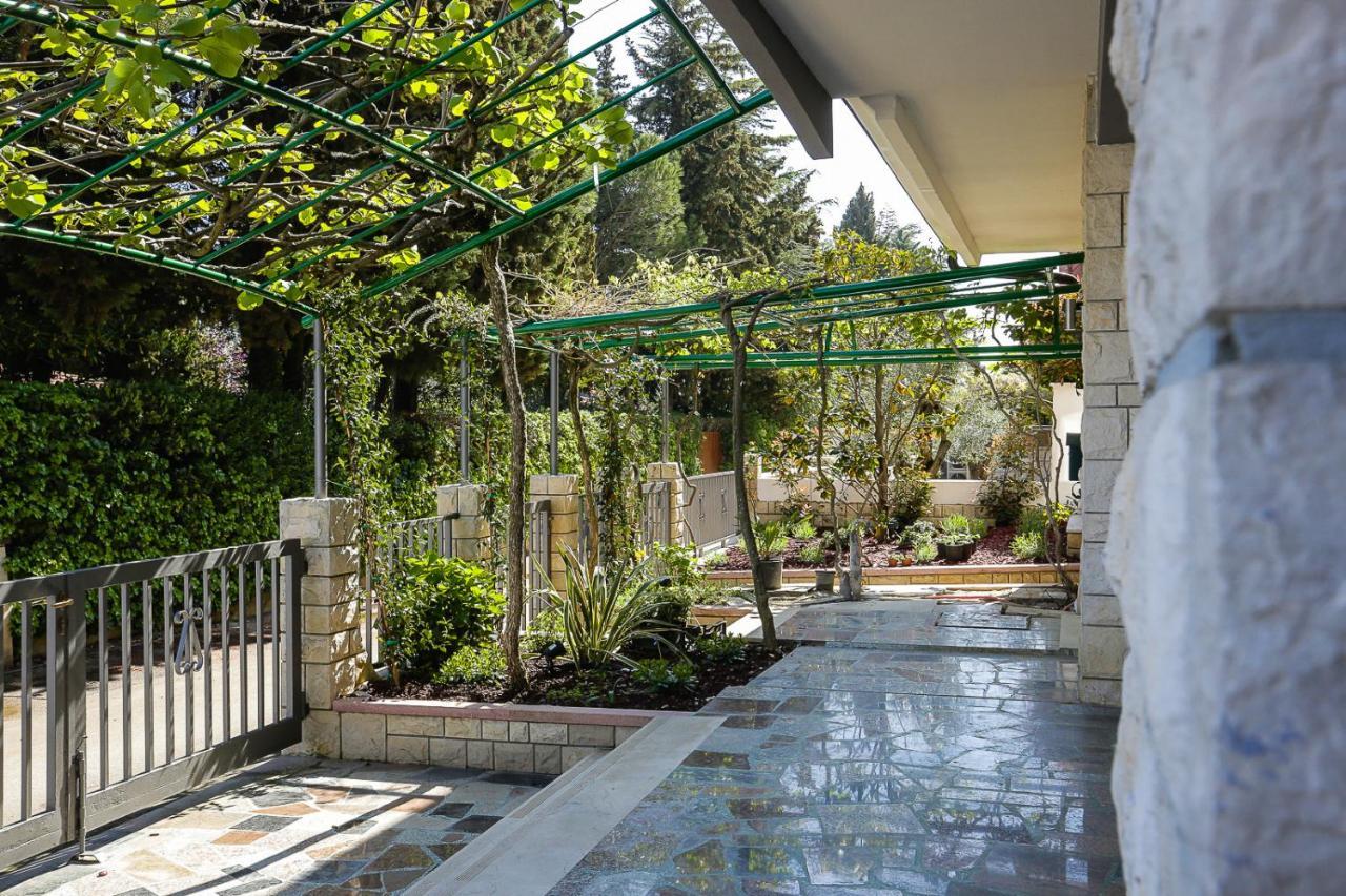 Apartments Villa Sofia Црвений Врх Екстер'єр фото