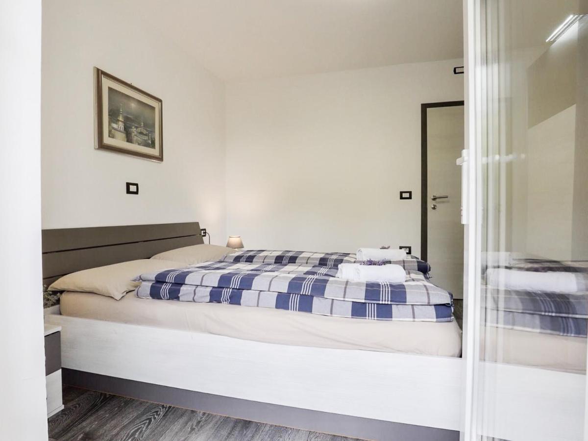 Apartments Villa Sofia Црвений Врх Екстер'єр фото