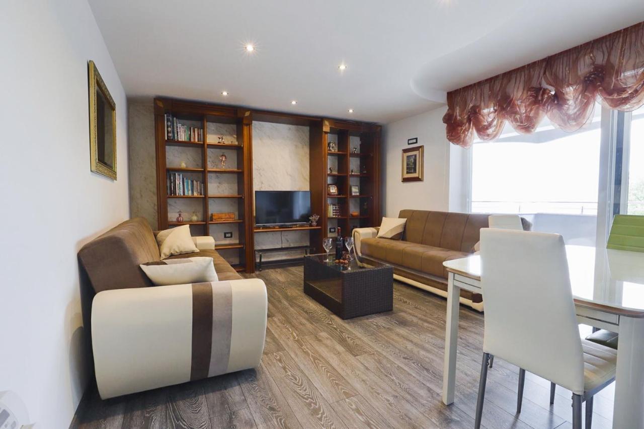 Apartments Villa Sofia Црвений Врх Екстер'єр фото